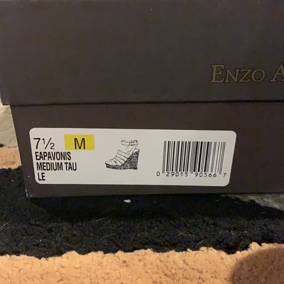 Perfect summer wedges! - Picture 2 of 2